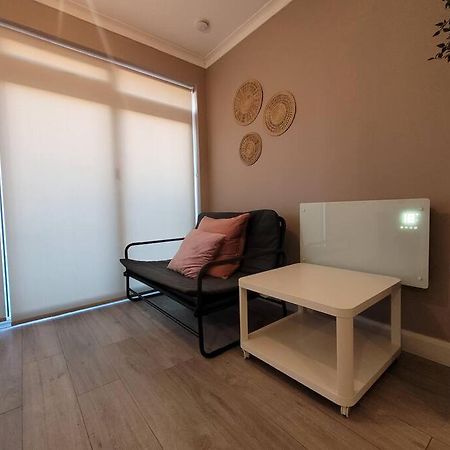 Cosy & Convenient Space Near M1, Em Airport & City Nottingham Dış mekan fotoğraf